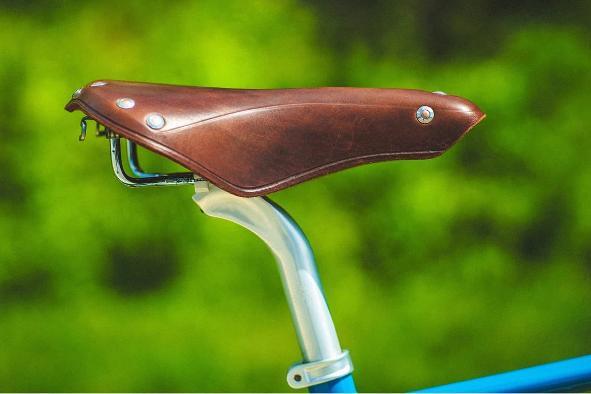 Velo Orange Rolls Out Leather Saddles