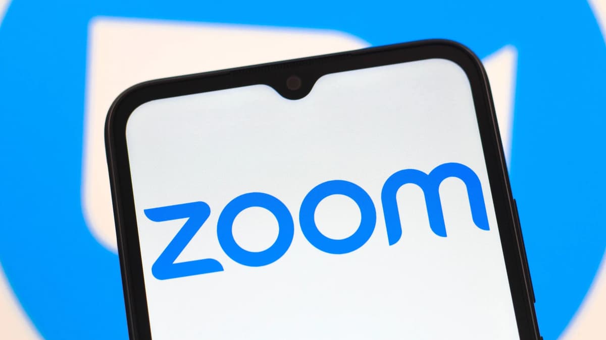 Zoom Awards $150,000 in Cash Grants to Five Solo Founders