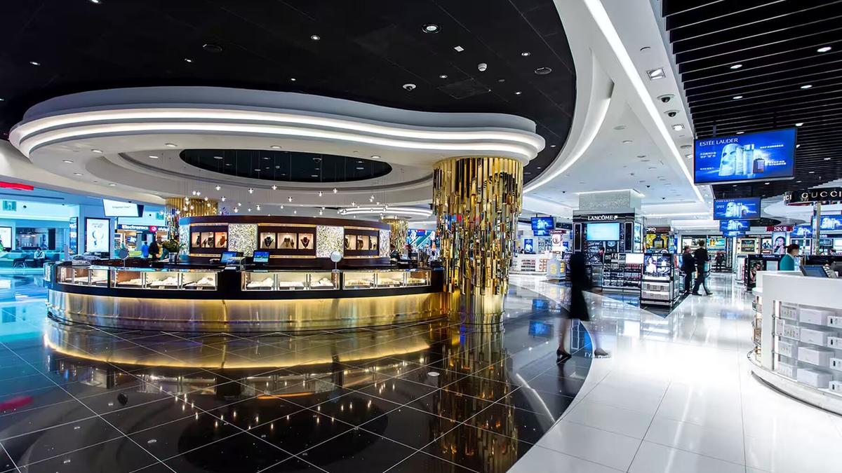 Luxury Brands Book Sales Drop as Middle East War Takes Toll on Airport Shopping