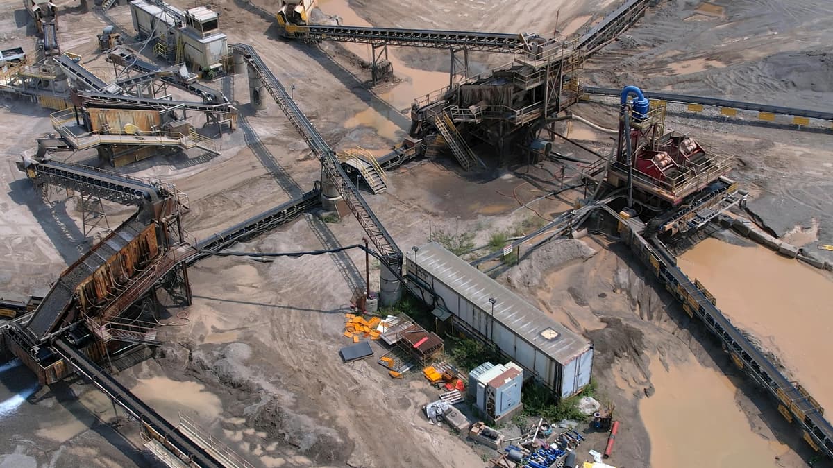 How to Use Digital Twins to Solve Nonlinear Control Challenges for Rare Earth Extraction