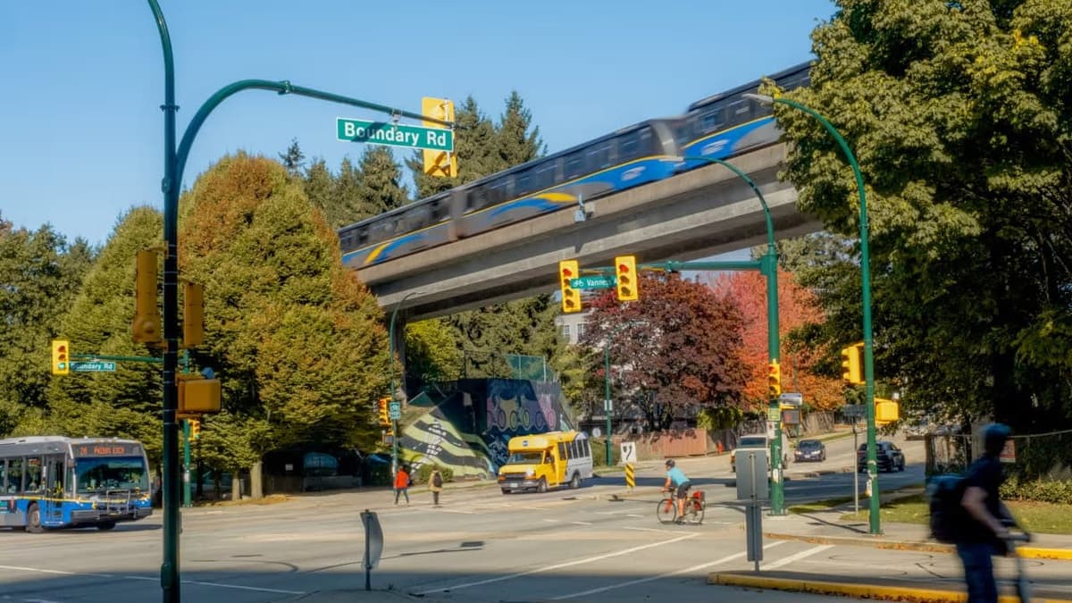 TransLink Unveils Burrard Peninsula Area Transport Plan to Improve Regional Transit over 16 Years