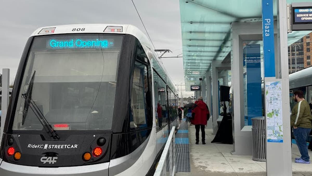 New Mid-America Regional Council Report Highlights Benefits of KC Streetcar Main Street Extension Service