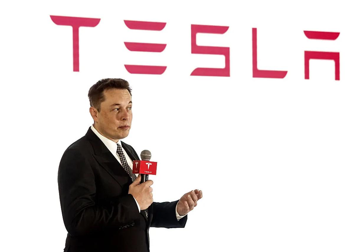 What Elon Musk Gets Right About Risk — and the 4 Investing Moves People Over 50 Should Avoid