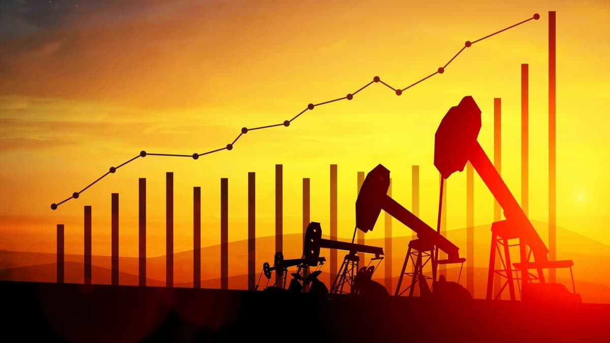 Exxon, Chevron Execs: Oil Prices Just a Few Weeks From Spiking