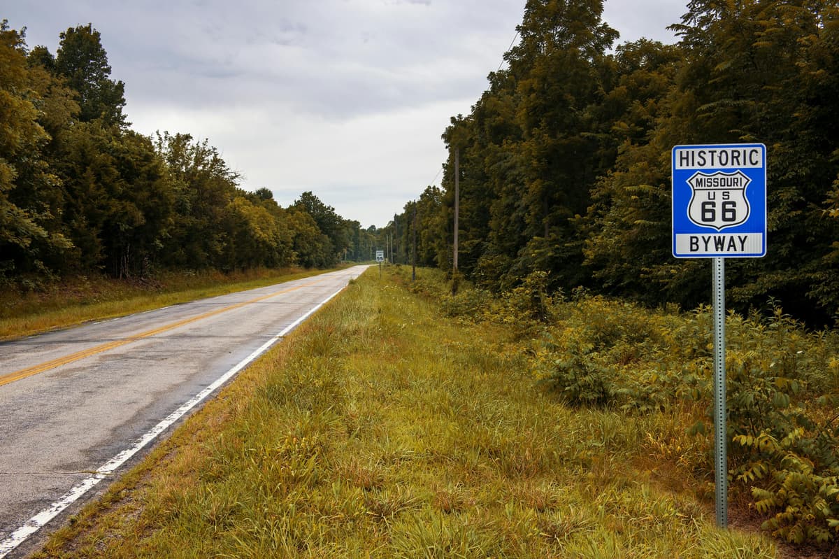 Push for 75 MPH on Rural Highways Sparks Safety Debate in Missouri