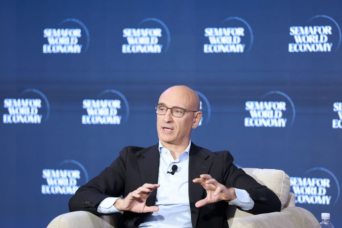 AI Is Making Chief Tech Officers and Chief Human Resources Officers Work Together