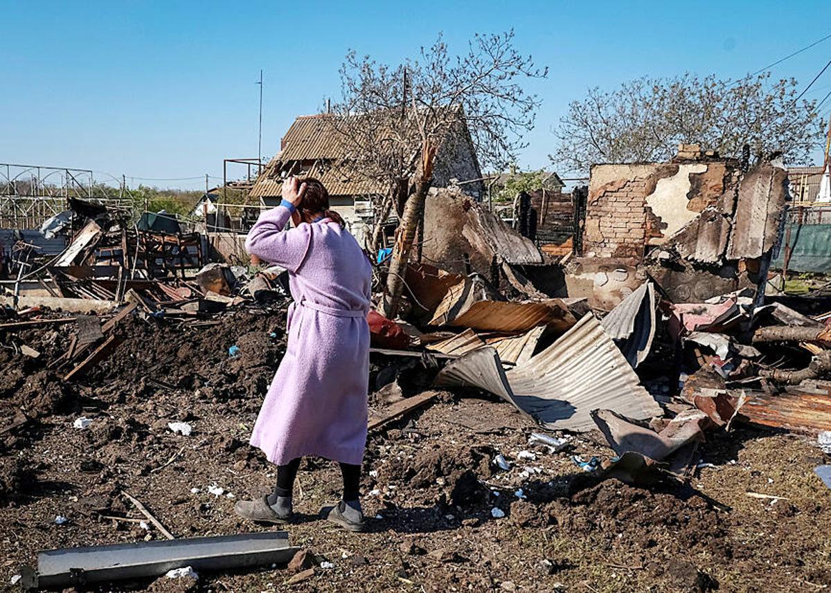 Kyiv Hits Russian Oil Sites as 5 Killed in Both Nations