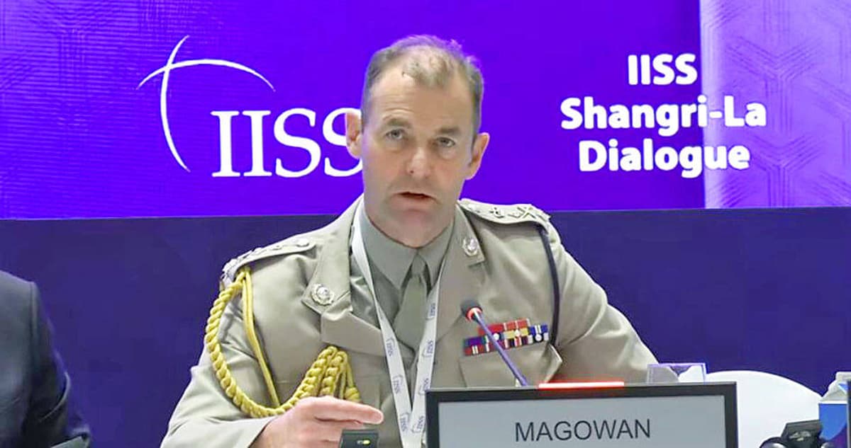 UK Defends Strait Naval Passage