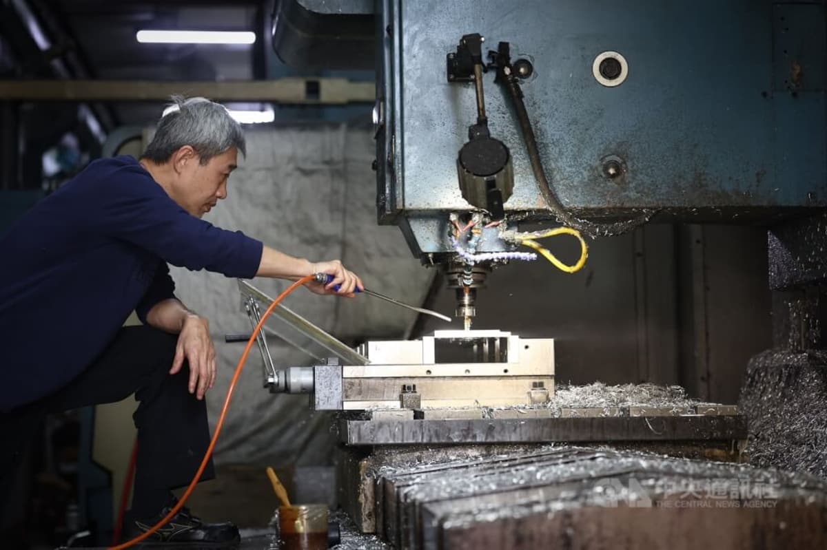 Taiwan's Manufacturing Activity Improves in April