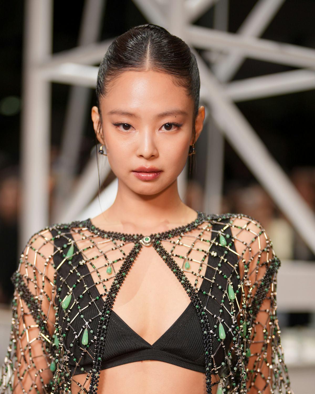 Jennie Gives the Exposed Underwear Trend a Spring Twist at Chanel Paris Fashion Week Show