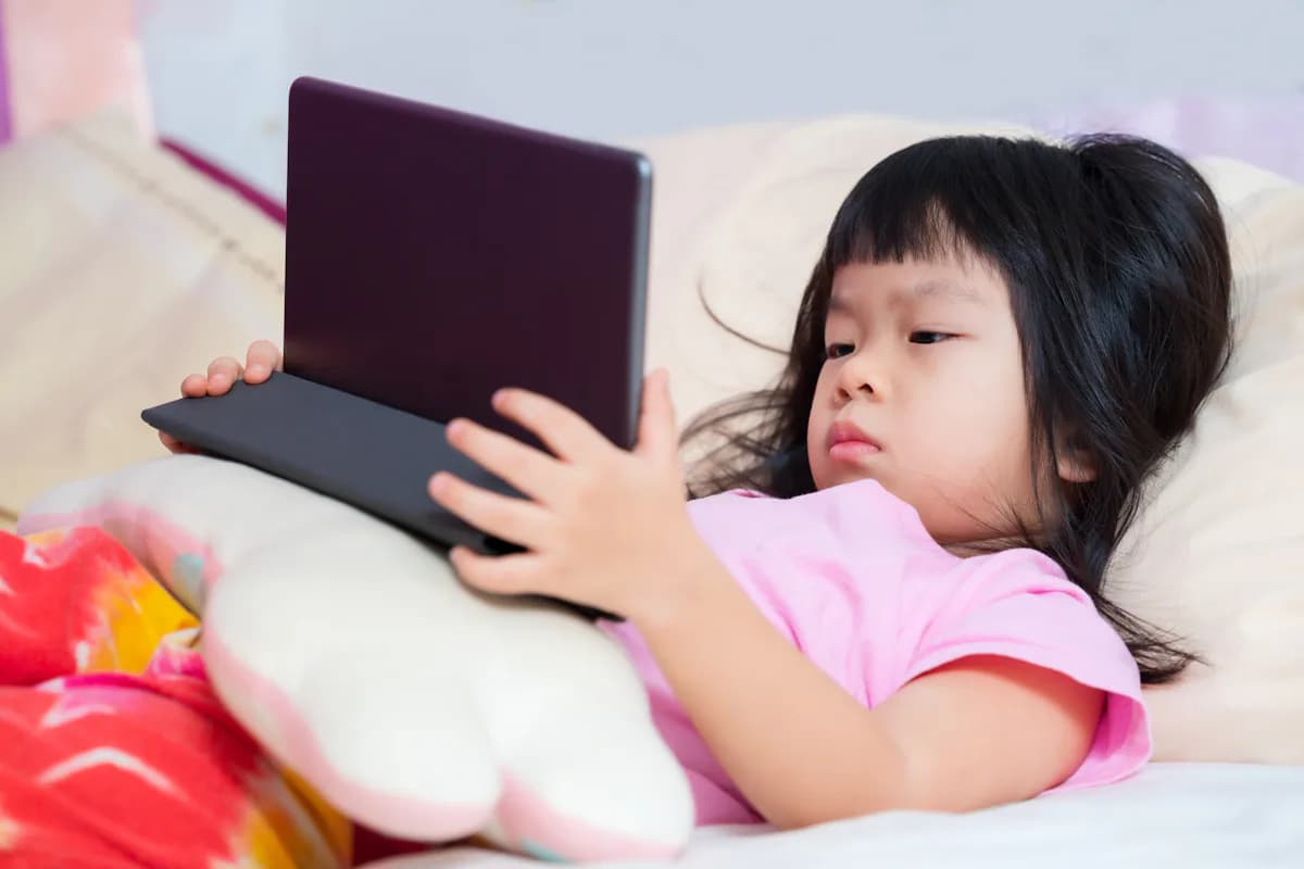 The Realistic Guide To Setting Screen Time Boundaries During Summer Break