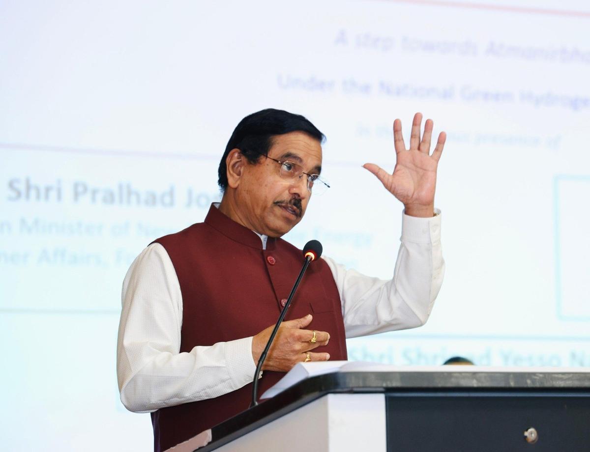 India Climbs to Third Globally in Renewable Energy Capacity, Adding Record 55 GW in FY2025-26