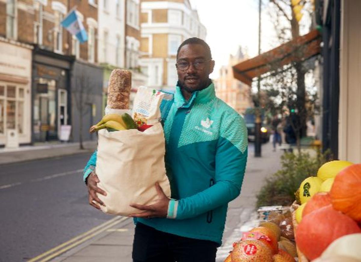 Deliveroo Targets ‘Digital High Street’ Status with Multi-Store Baskets and Seamless Top-Ups
