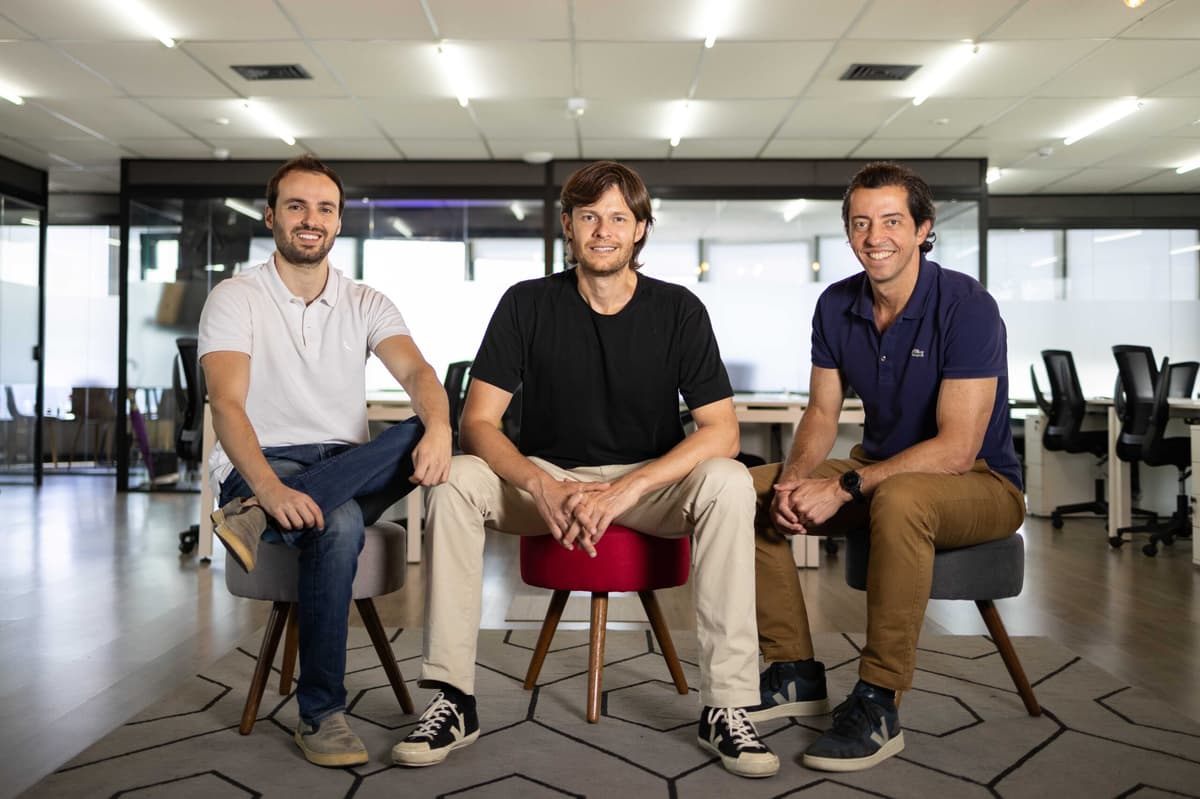Vixtra Raises $9.6M Series A Led by Valor Capital