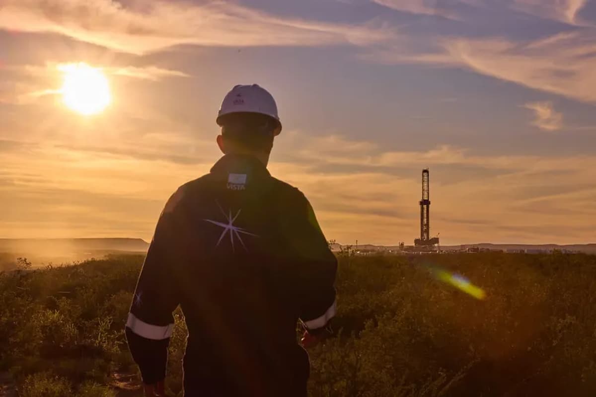 Vista Mulls Boosting Acreage in Vaca Muerta