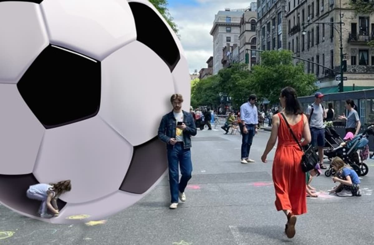 Opinion: Make This Summer’s World Cup A Car-Free Paradise