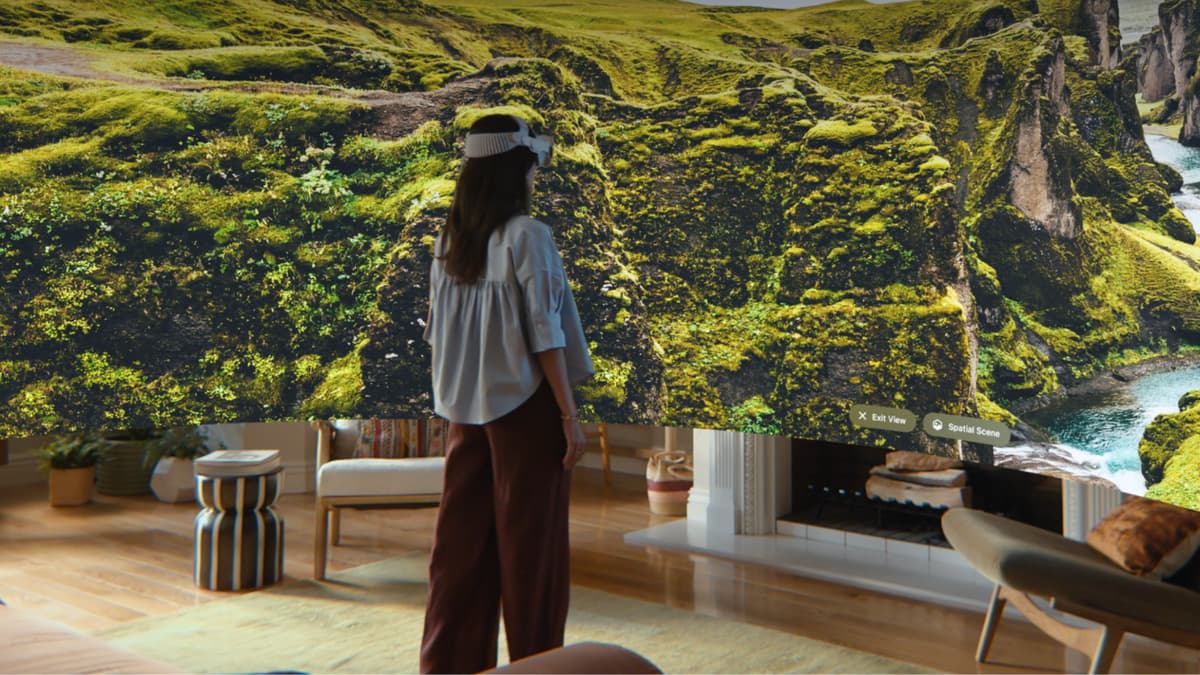 The Apple Vision Pro Will Soon Be Able to Turn Your Photos Into Immersive Environments