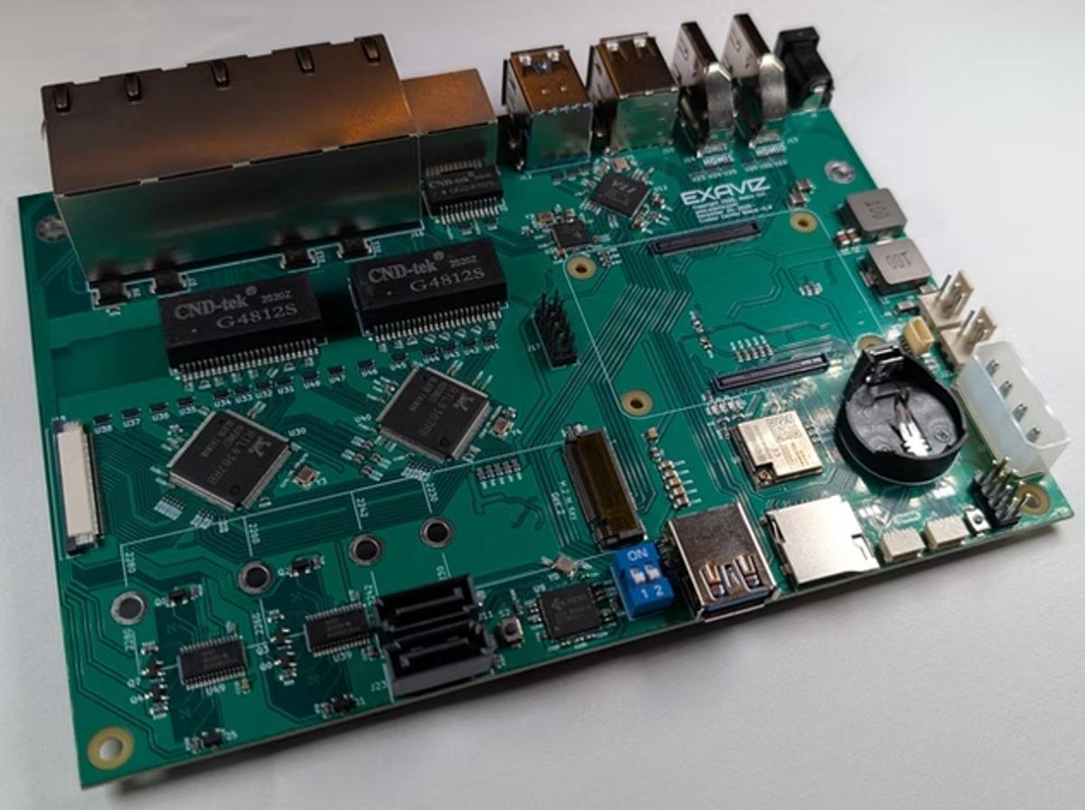 Exaviz Cruiser Brings 8-Port PoE+, 2.5GbE, and NVMe to Raspberry Pi CM5