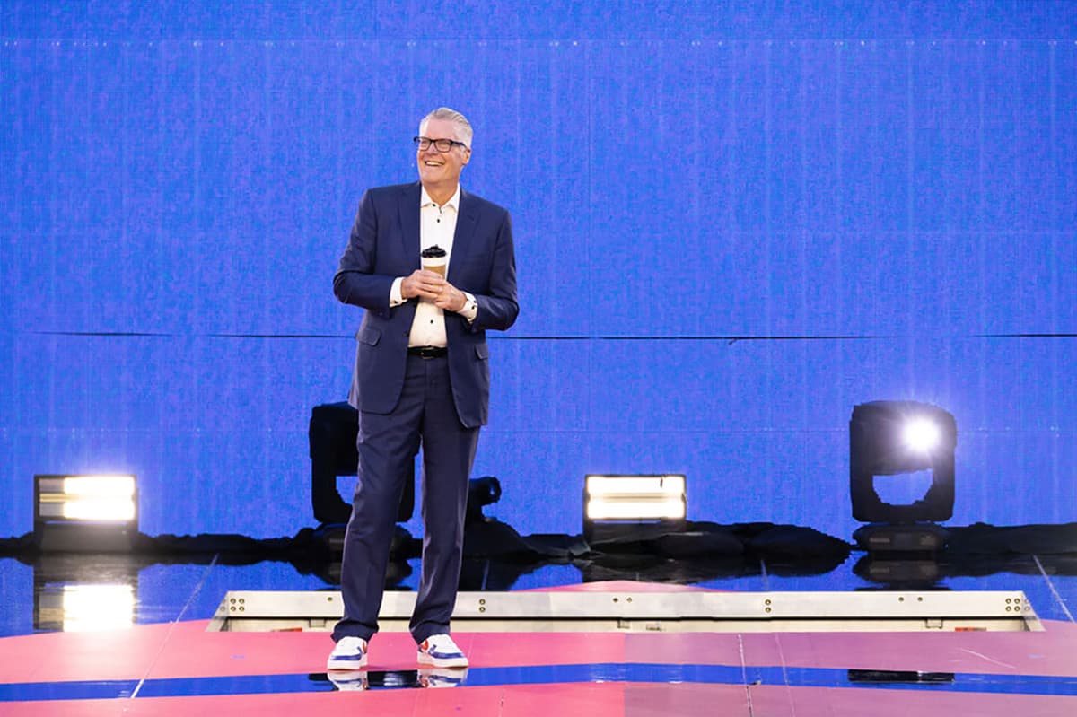 Delta CEO Brushes Off Elon Musk, Says Amazon Offers More Than Starlink