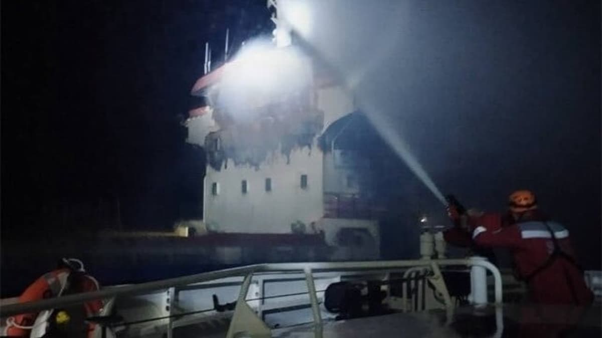 Two Crew Injured as Russia Continues Attacks on Merchant Ships Near Odesa