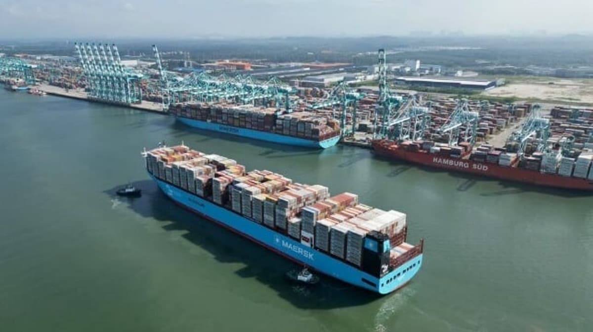 Falling Freight Rates Drive Maersk to Q1 Loss in Shipping Segment