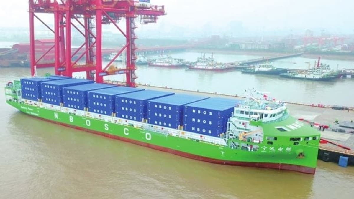 China Puts Fully-Electric, Intelligent Containership in Service