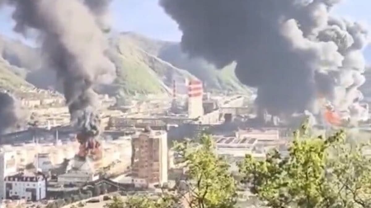 Third Ukrainian Strike Damages Russian Oil Terminal at Tuapse