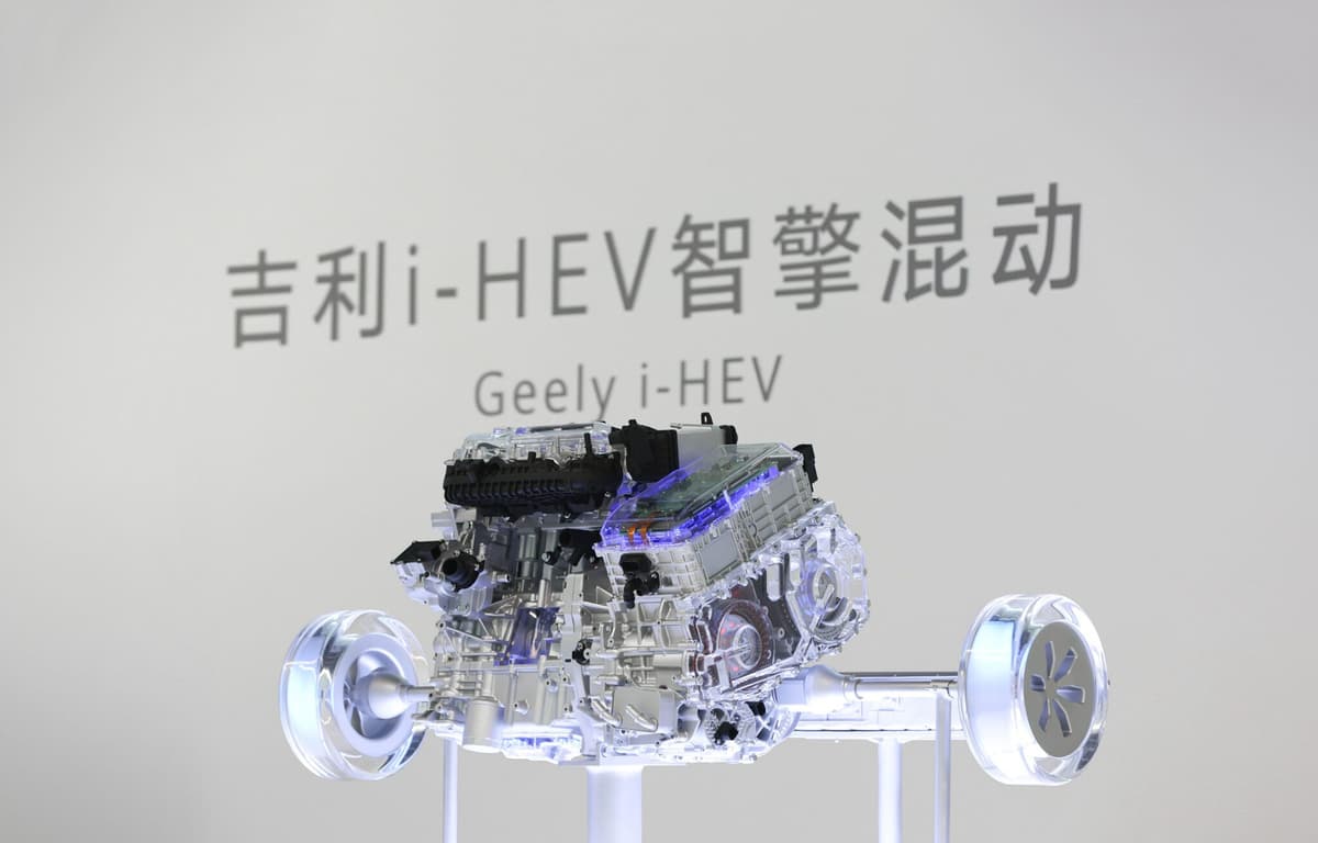 Geely Launches AI-Driven I-HEV Hybrid with Record Efficiency