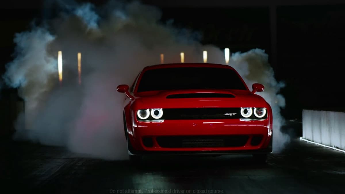 Speed Ads Outpace Safety Messages, IIHS Study Finds