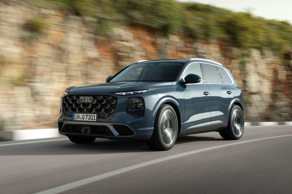 Third-Generation Audi Q7 Revealed with MHEV Plus Diesel