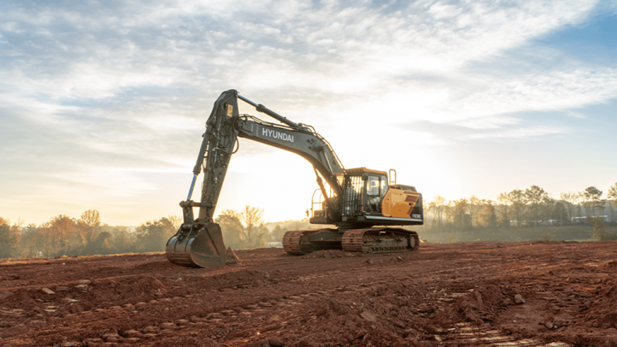 Hyundai Offers Trimble Earthworks 3D Upgrade on Select Excavators
