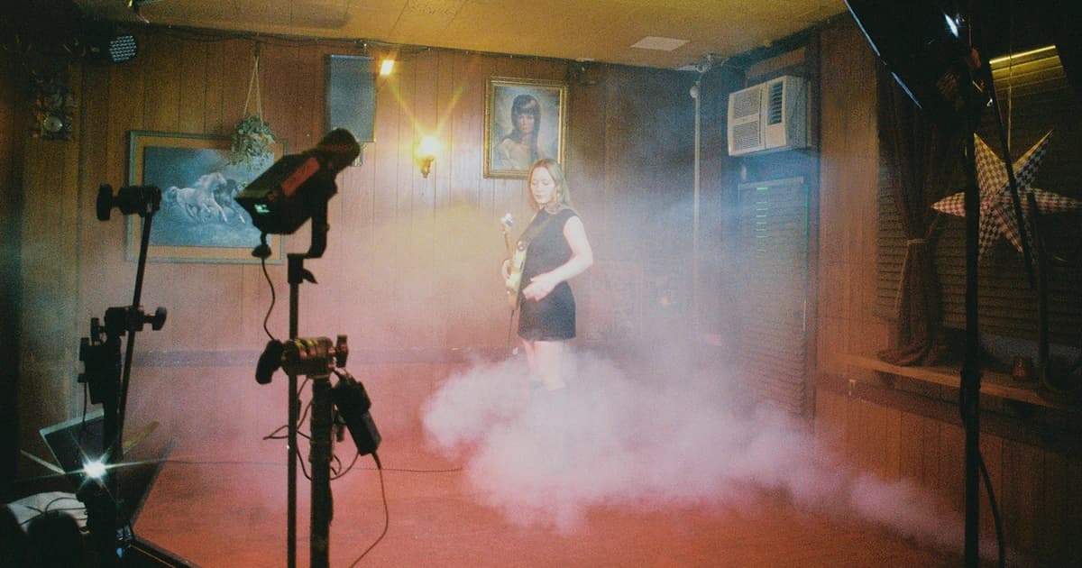 Julia Jacklin Signs to 4AD, Announces Tour