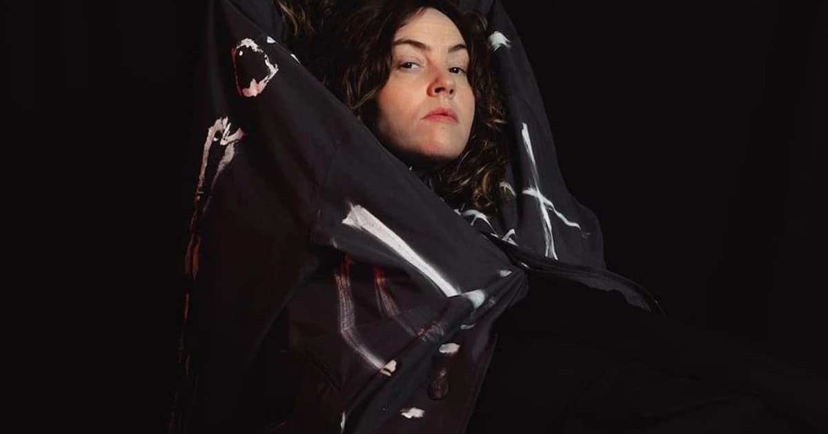 Emma Ruth Rundle Announces New Album, Touring with All Them Wishes (Hear “Powerless”)