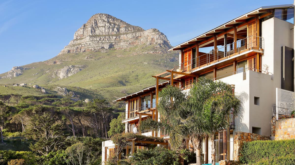 Live Like a Local at These 12 Cape Town Airbnbs With Pools, Hot Tubs, and Epic Views