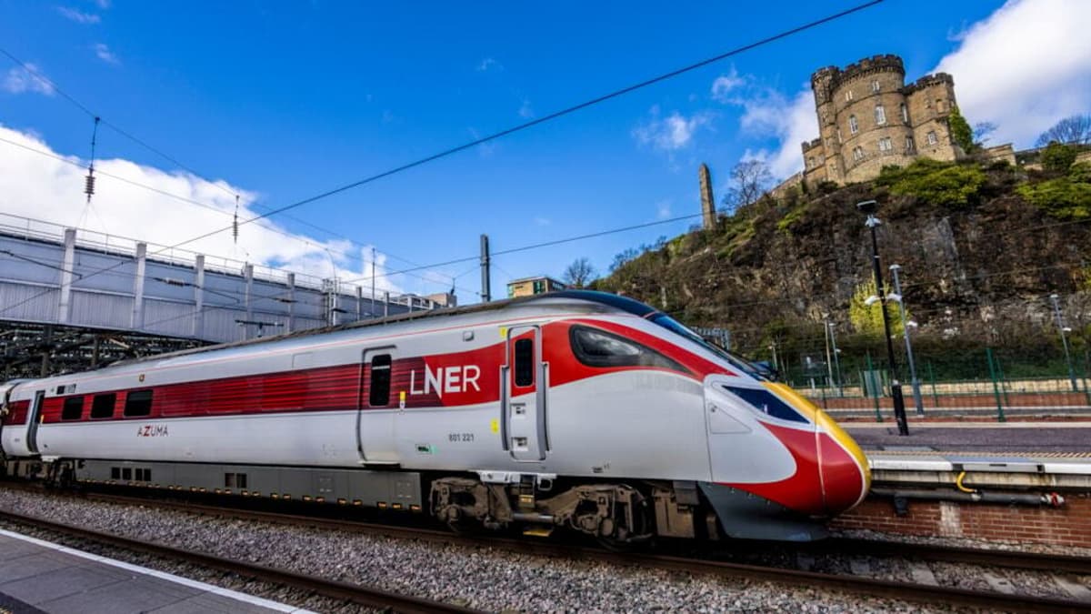 The Iconic Flying Scotsman Train Service Is Coming Back to London