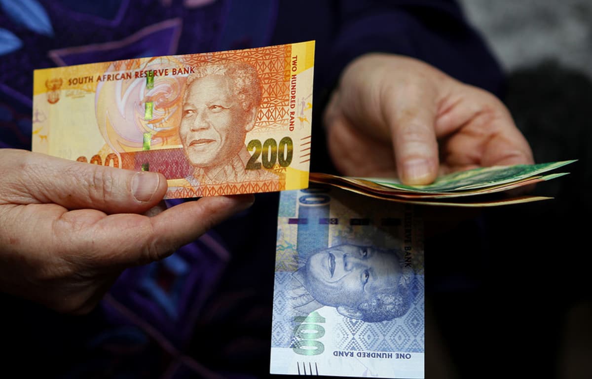 Consumers Face Double Blow as Inflation Rises and Rate Fears Return