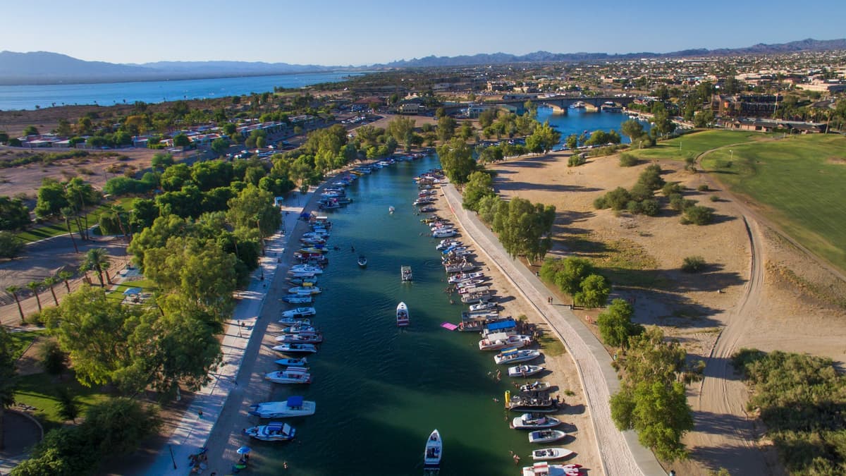 This Desert Metro Has One of the Largest Drops in Household Size