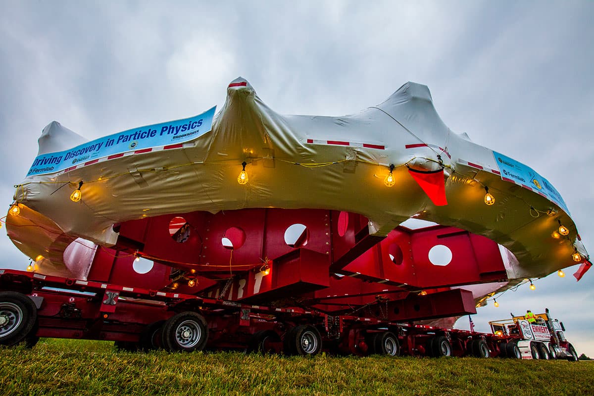 Fermilab Experiment Receives Prestigious Breakthrough Prize in Fundamental Physics