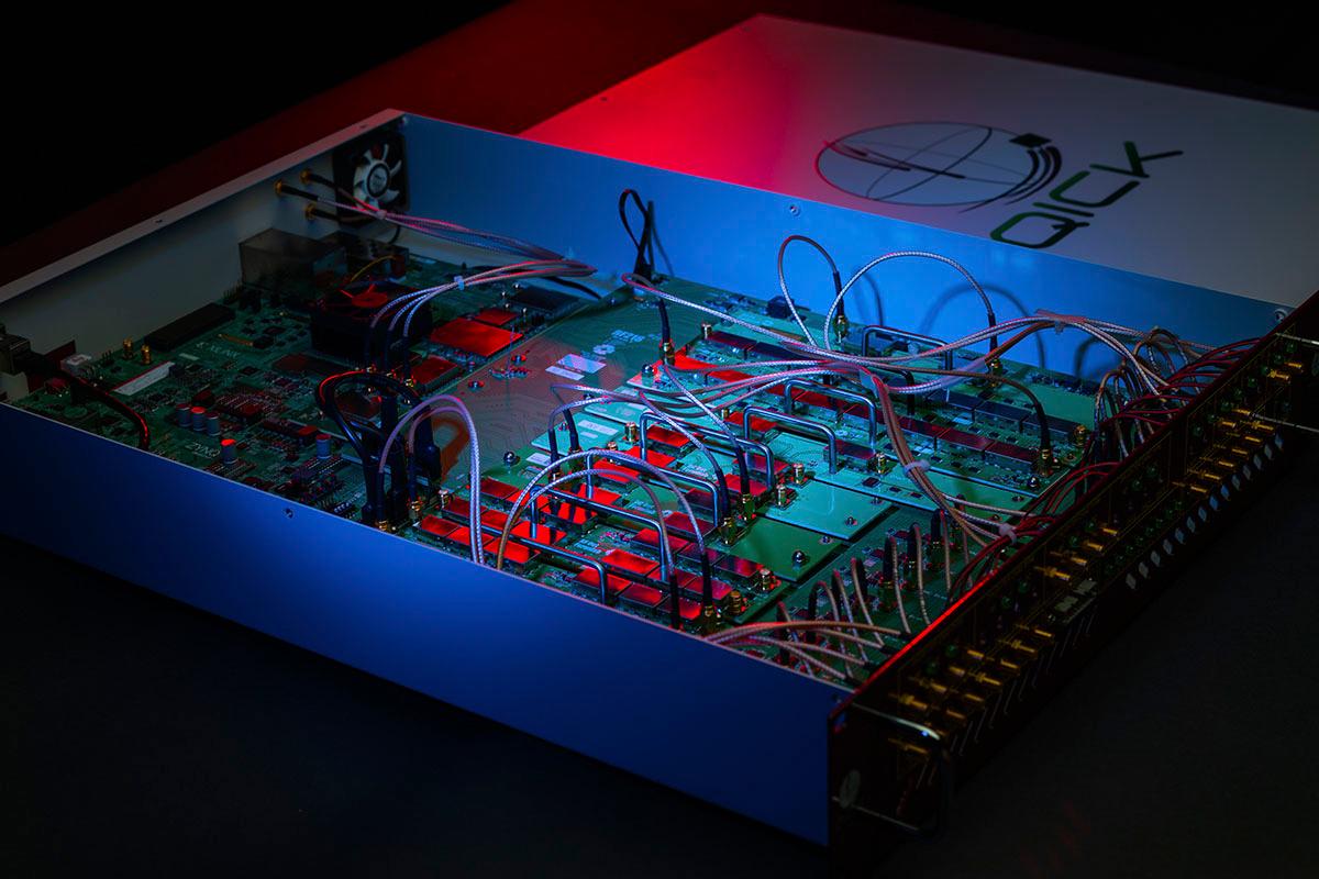 Fermilab and Harmoniqs Integrate Open-Source Tools to Advance Qubit Control Optimization