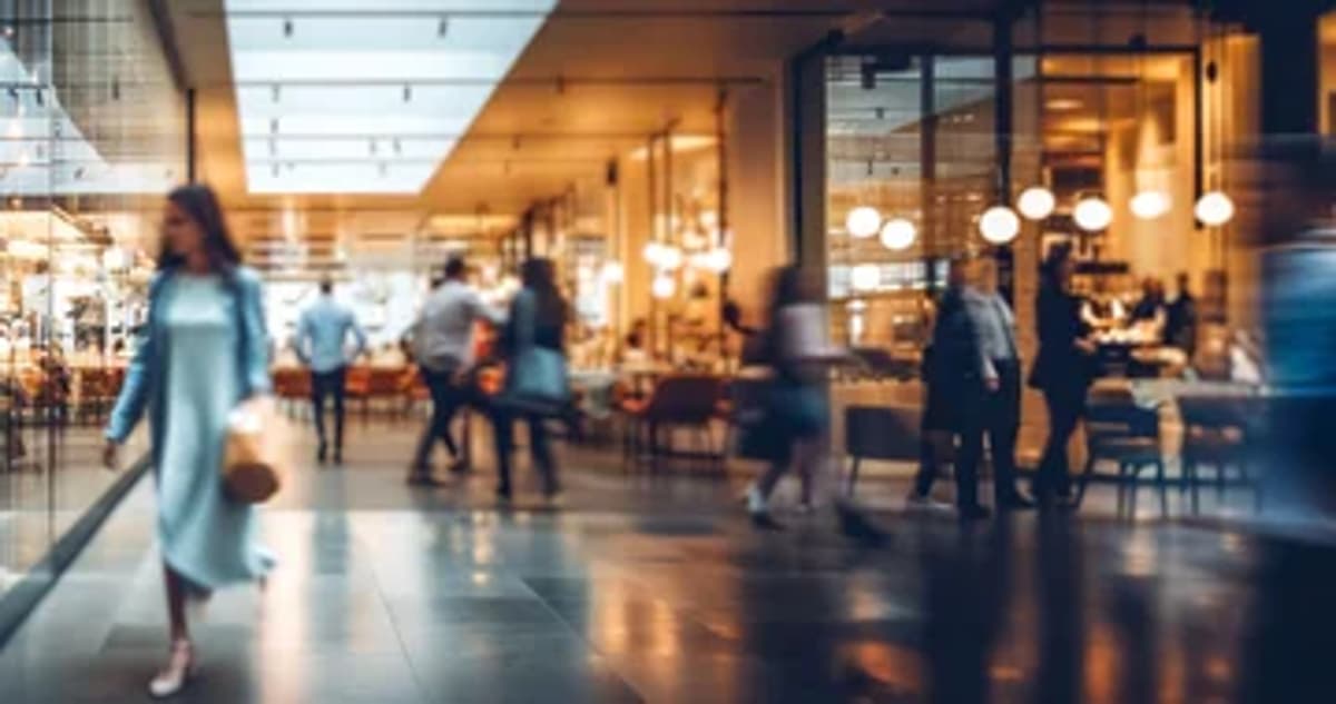Smarter Stores: How Location Intelligence Is Enhancing Retail CX