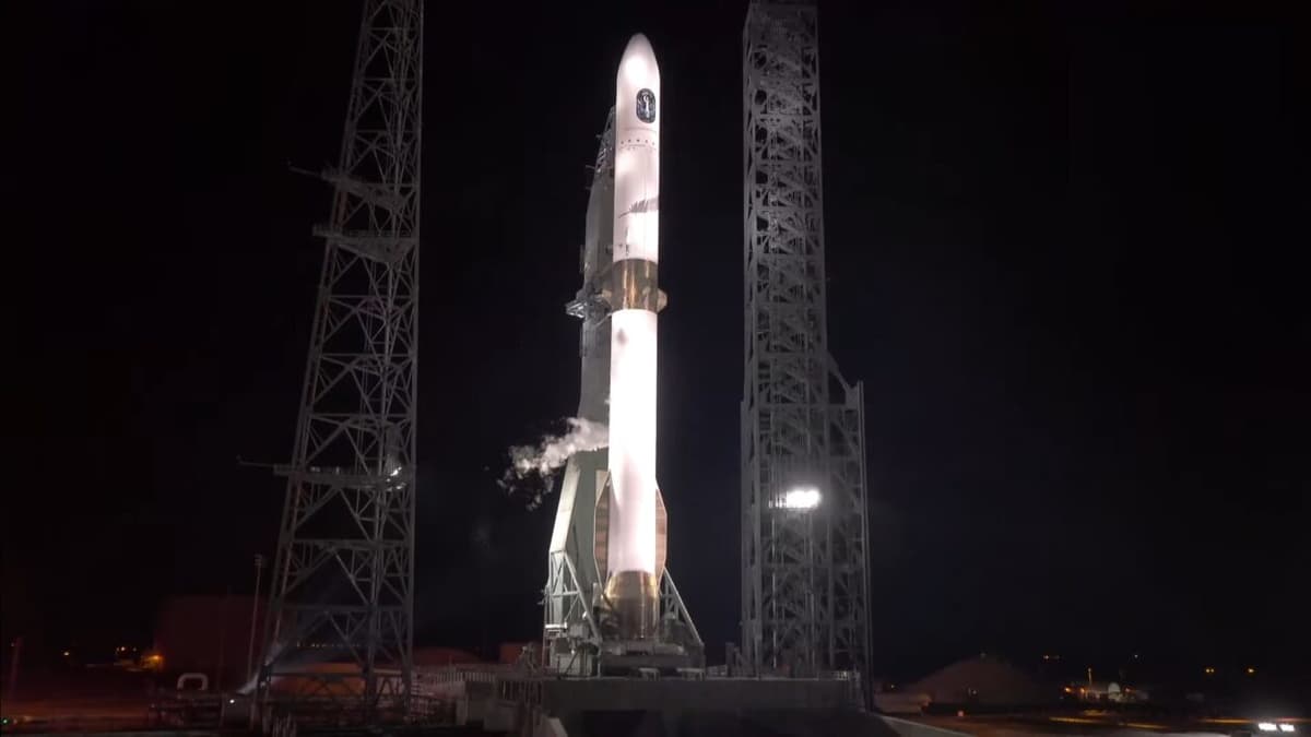 Blue Origin Garners National Security Launch Hours After New Glenn Explosion
