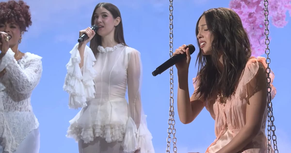Olivia Rodrigo Performs ‘Drop Dead’, Debuts New Song With Weyes Blood ‘SNL’