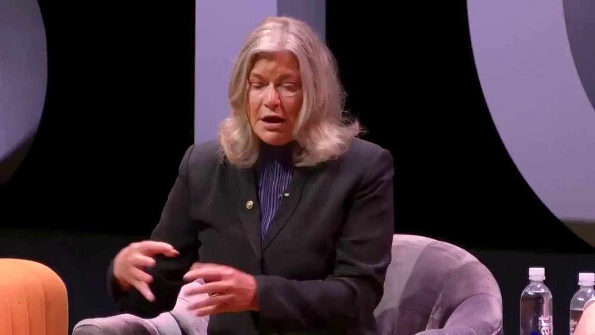 Senator Lummis Calls for Selling Gold to Fund Bitcoin