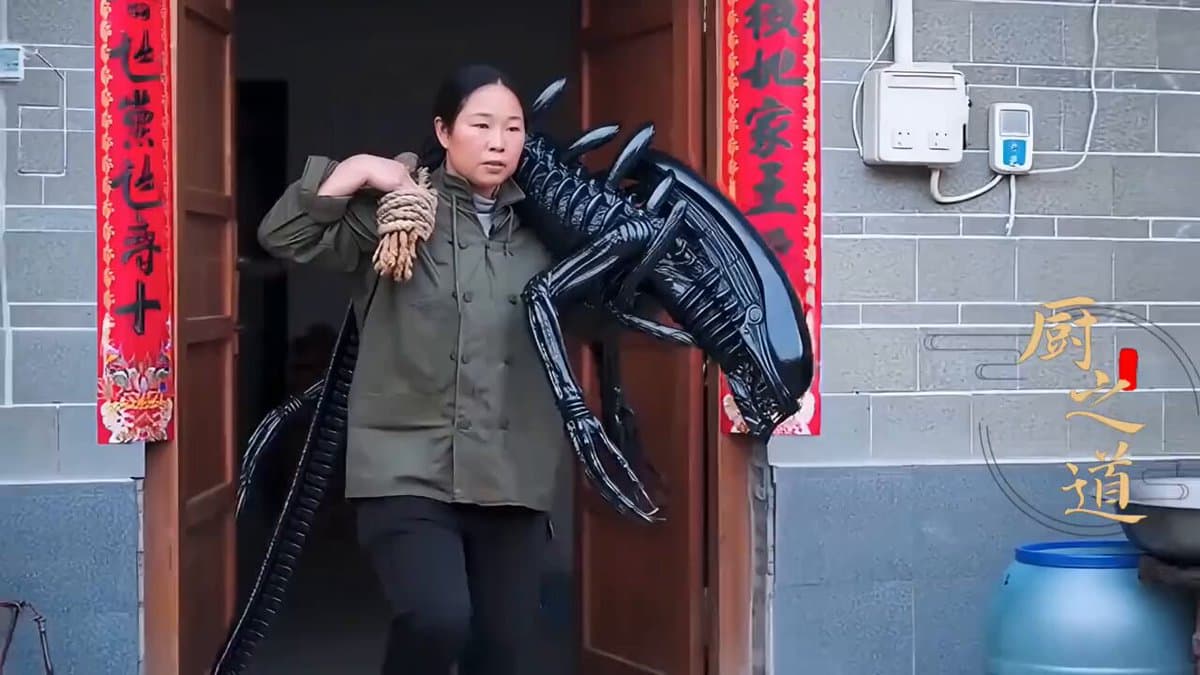 Douyin AI Videos: Mom Battles Escalating Alien Creature