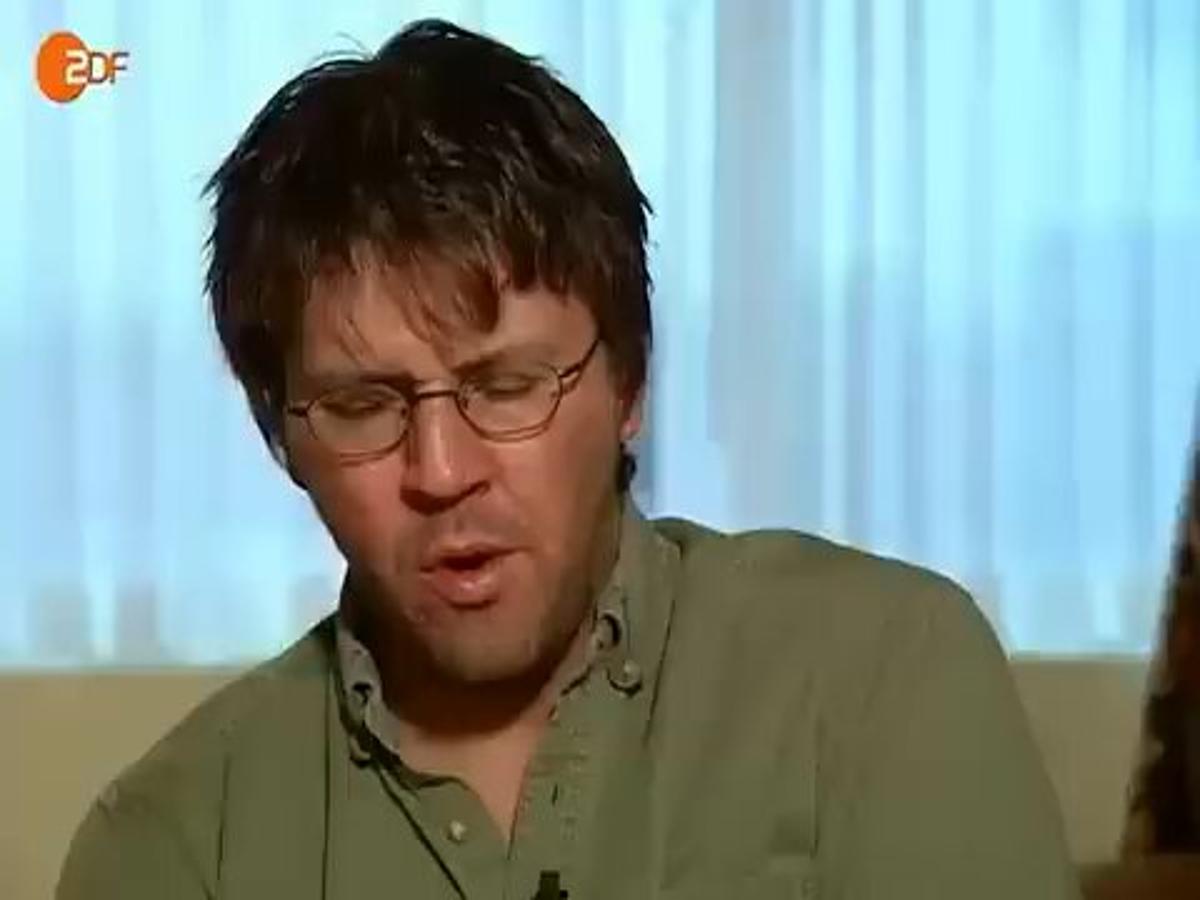 Wallace Explains Why Reading Feels Impossible Today