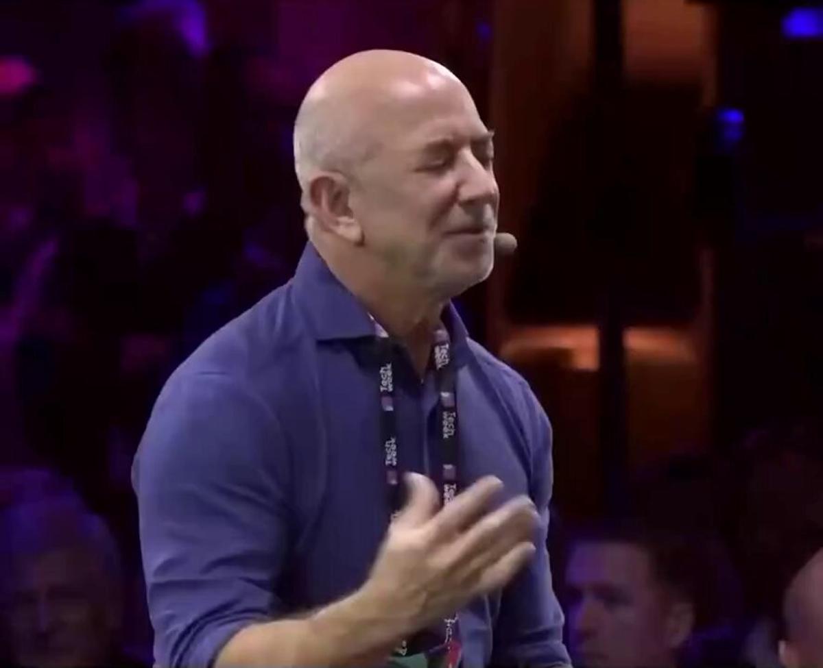 Too Many Ideas Stall Progress, Bezos Warns