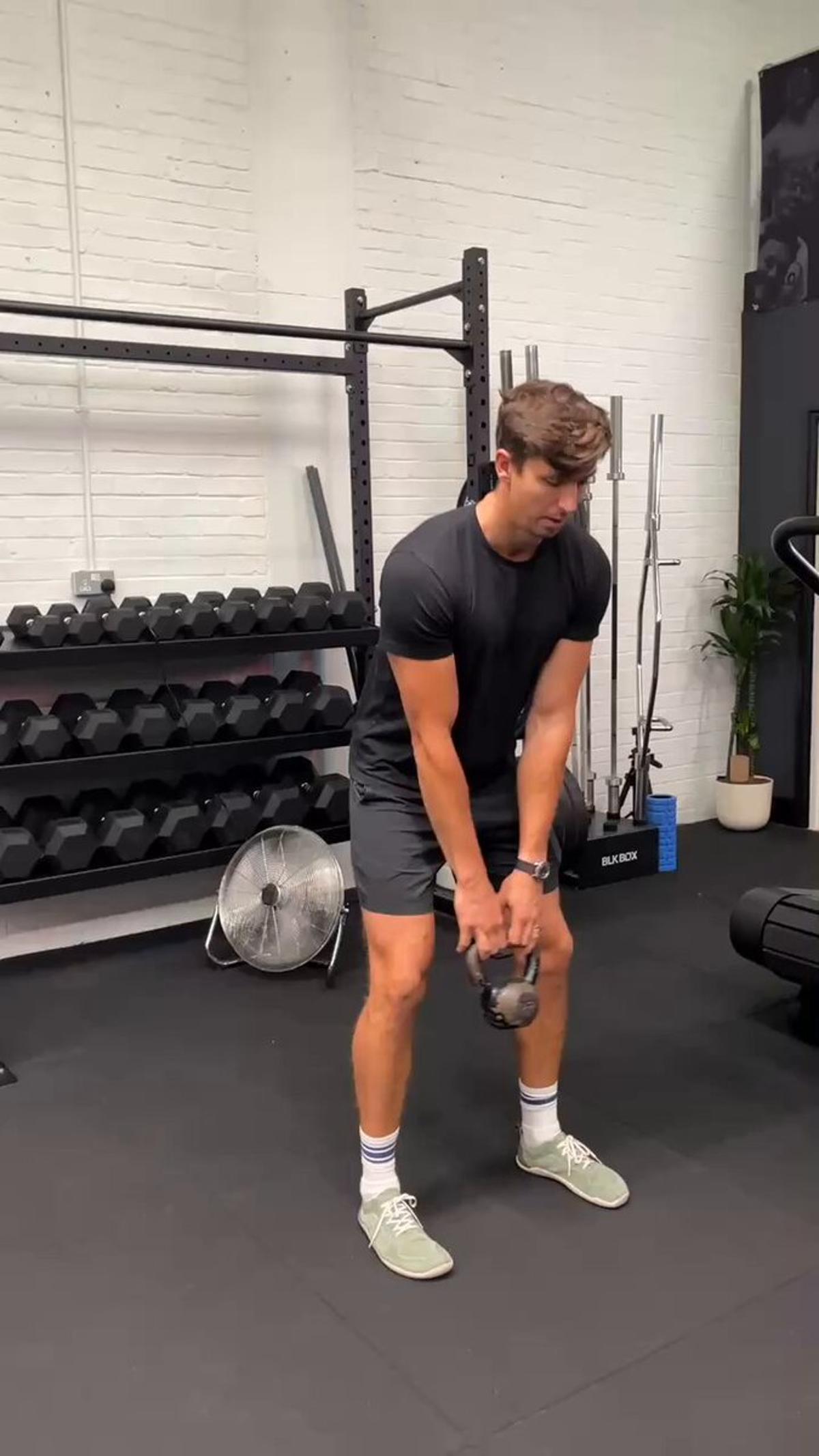 Hinge and Rotation Combine for Maximum Linear Power