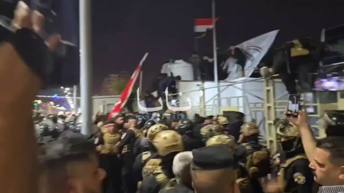 Trump Demands Strait of Hormuz Reopening to End War