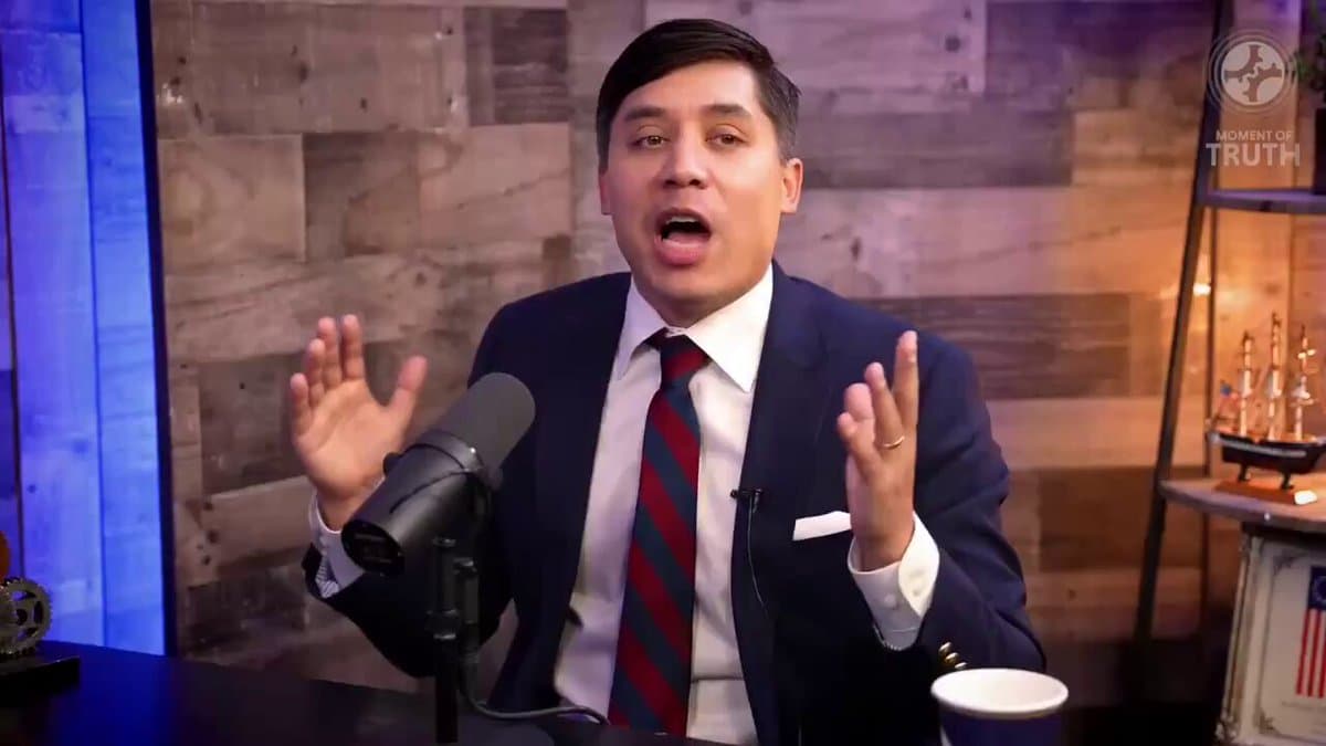 Seeing Kids Everywhere Encourages Young Adults to Parent