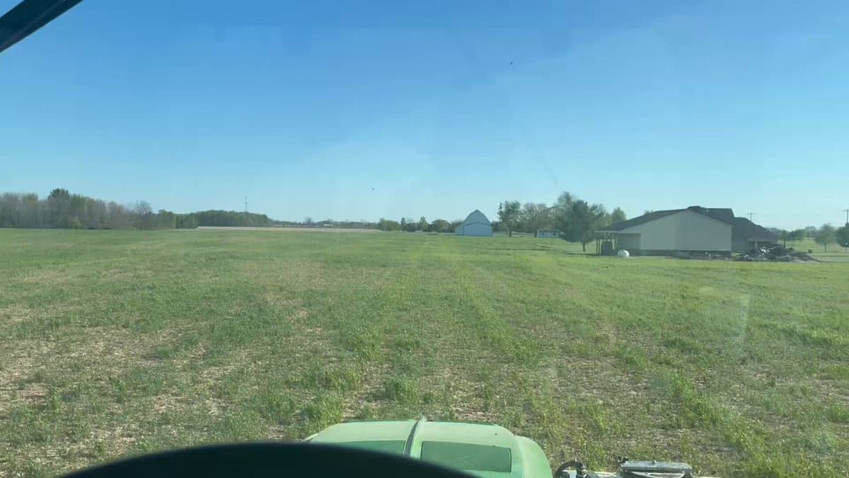 Sprigging Wheat Creates Ideal Corn Seedbed, Cuts Weeds